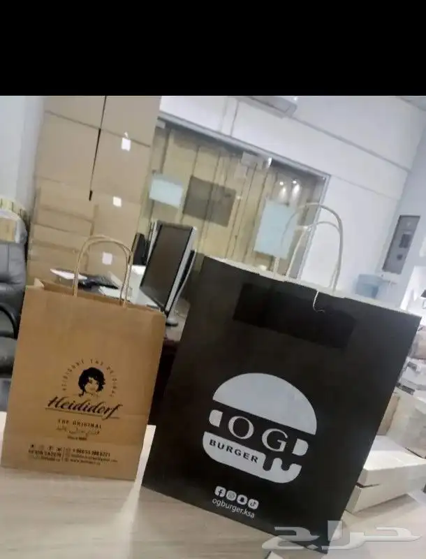 بوكس عباية أكياس ورق تغليف ليبل قماش لوقو جلد لوقو أكريليك 2