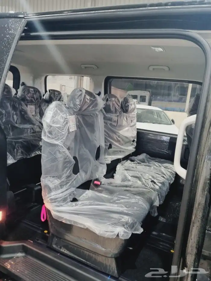 هونداي ستاريا 2025 ستاندر ديزل 8