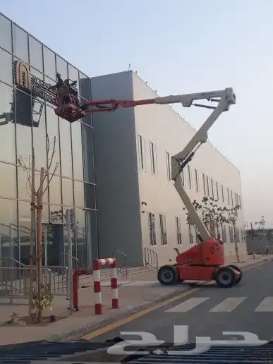 تأجير رافعات شوكية سكين. رافعات مقصيه 2