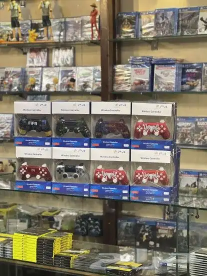 يد سوني 4 نفس الاصلي 0