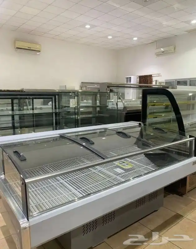 ثلاجات عرض لحوم أو اسماك طازجة باب سحاب زجاج متوفره باكثر من 1