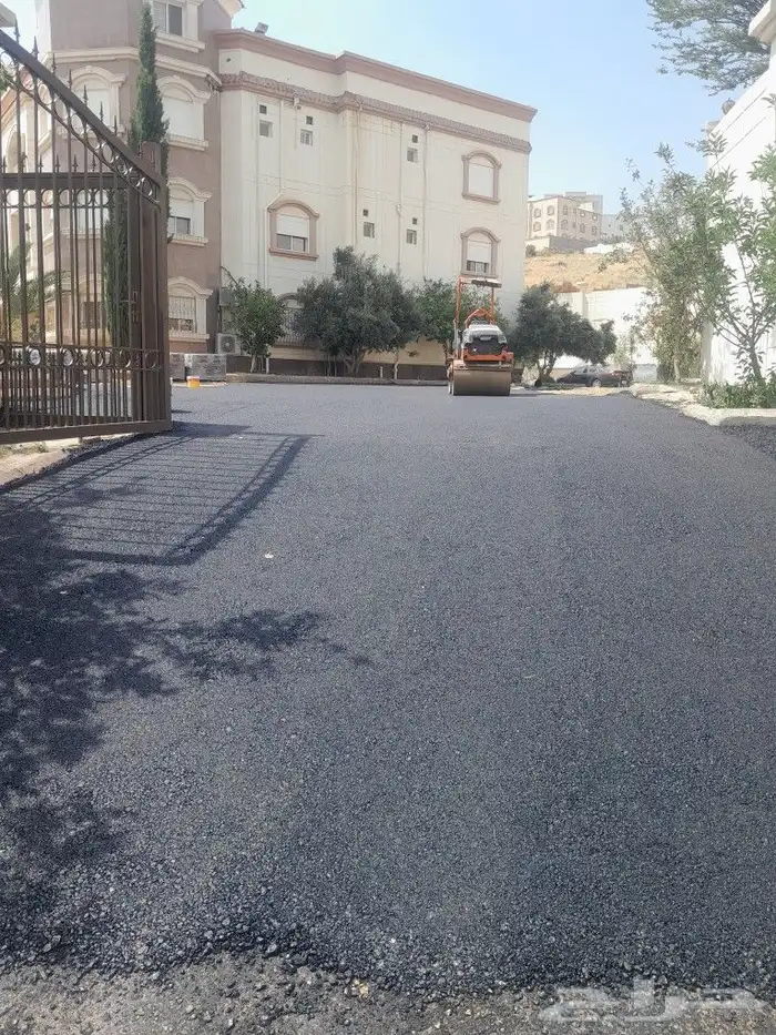 مقاولات الاسفلت الحار والمقشور والتخطيط ودك الارضي 1