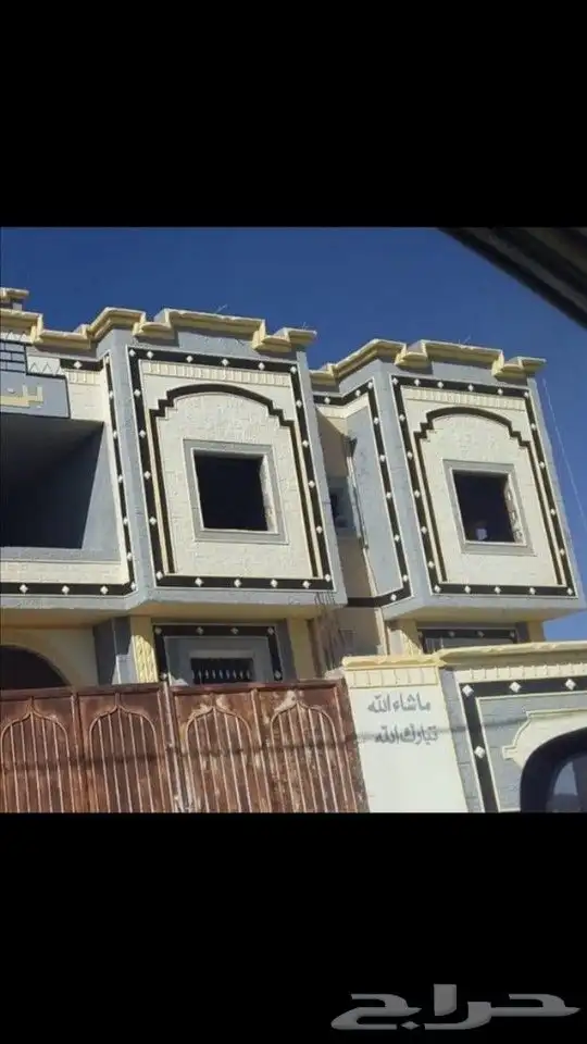 ديكورات خارجيه والياسه ملونه باللااسمنت الابيض وكسر رخام وحج 2
