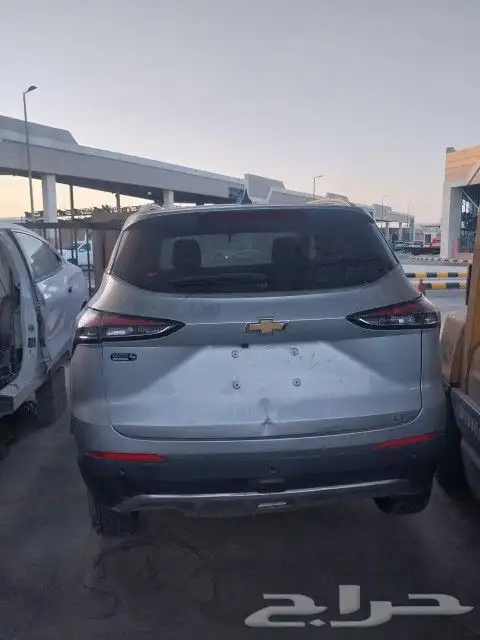 قطع غيار السيارات المستعملة 2