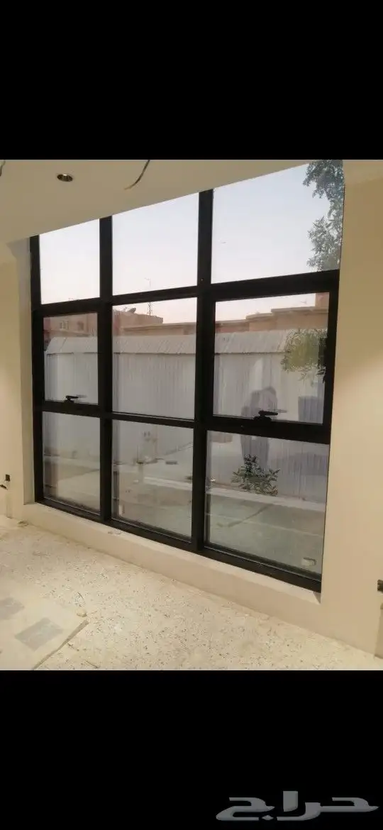 سكاي لايت. شتر. شباك 19