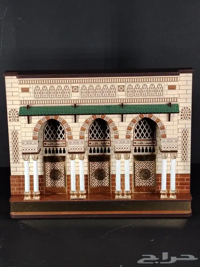 مجسم ابواب المسجد النبوي خشبي فاخر 4