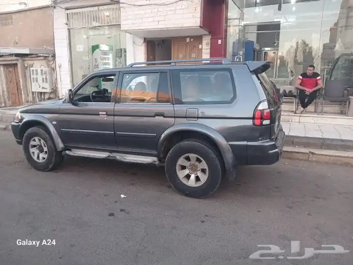 مستوبيشي ناتيفا 2005 للبيع 0