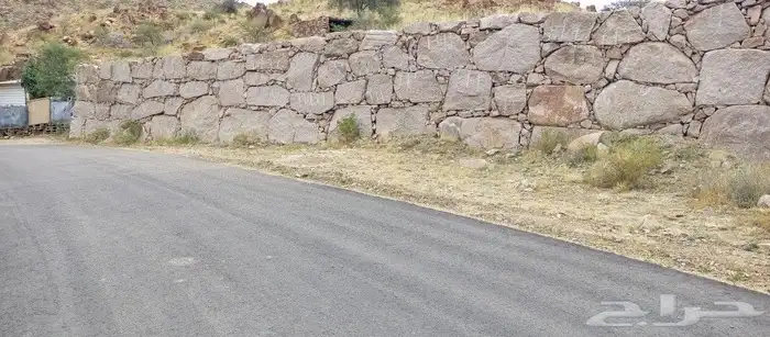 معلم حجر 1