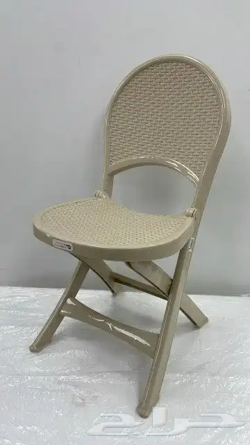 كراسي بلاستيك 46