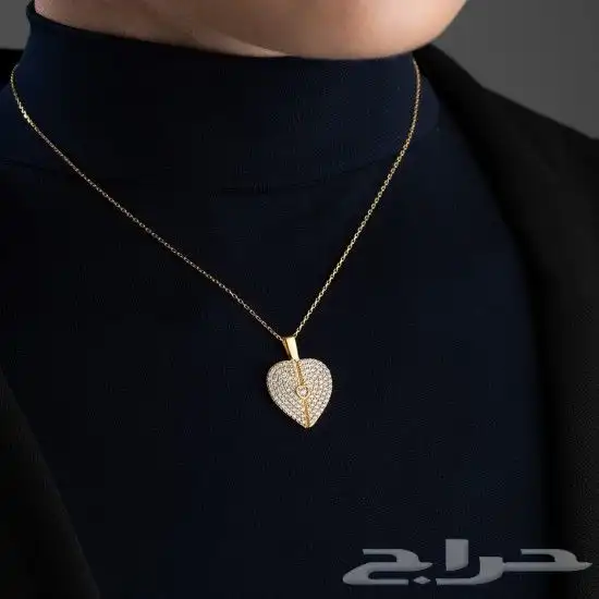 اهدي من تحب سلسال القلب المجنح بالاسم روعة. 3