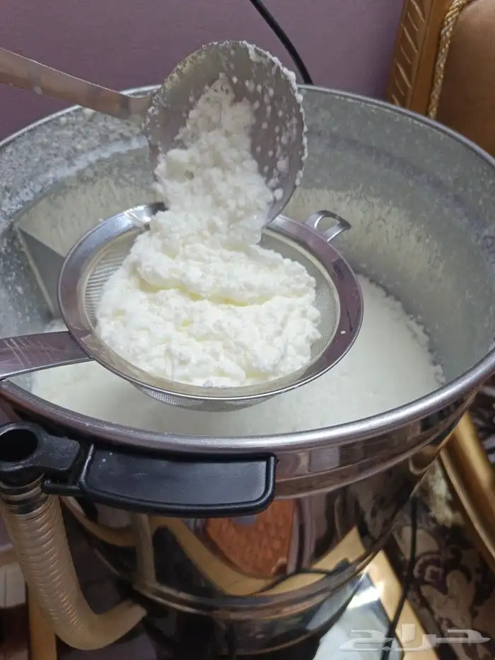لبن ماعز طبيعي وحليب ماعز طبيعي 1