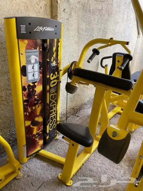 مجموعه اجهزه رياضيه مستخدم للبيع 8