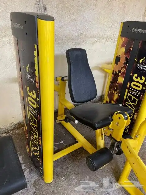 مجموعه اجهزه رياضيه مستخدم للبيع 3