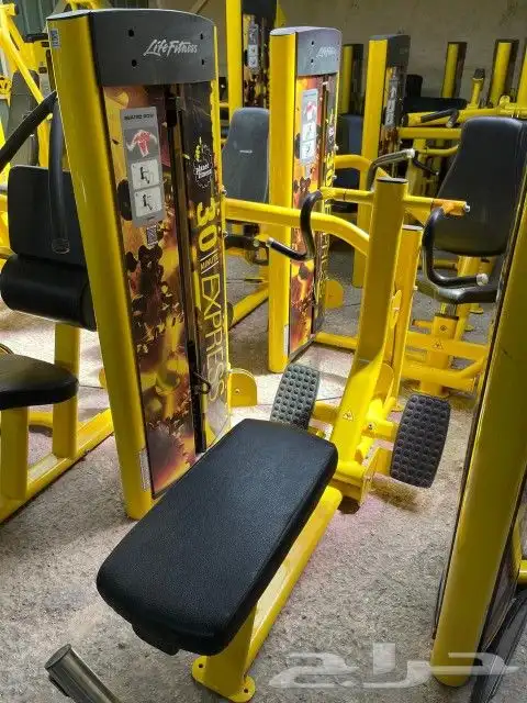مجموعه اجهزه رياضيه مستخدم للبيع 9