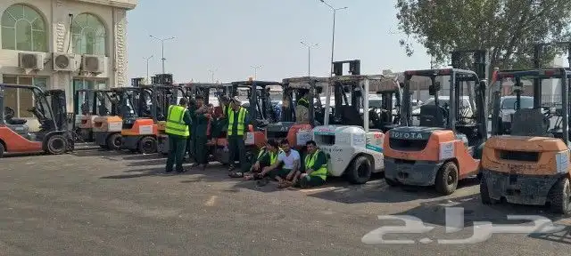 رافعات حديثه للايجار ايجار رافعه شوكيه في الدمام الشرقيه 0