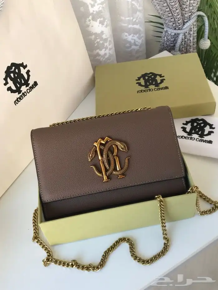 عروض اليوم الوطني شنط ماركة 0