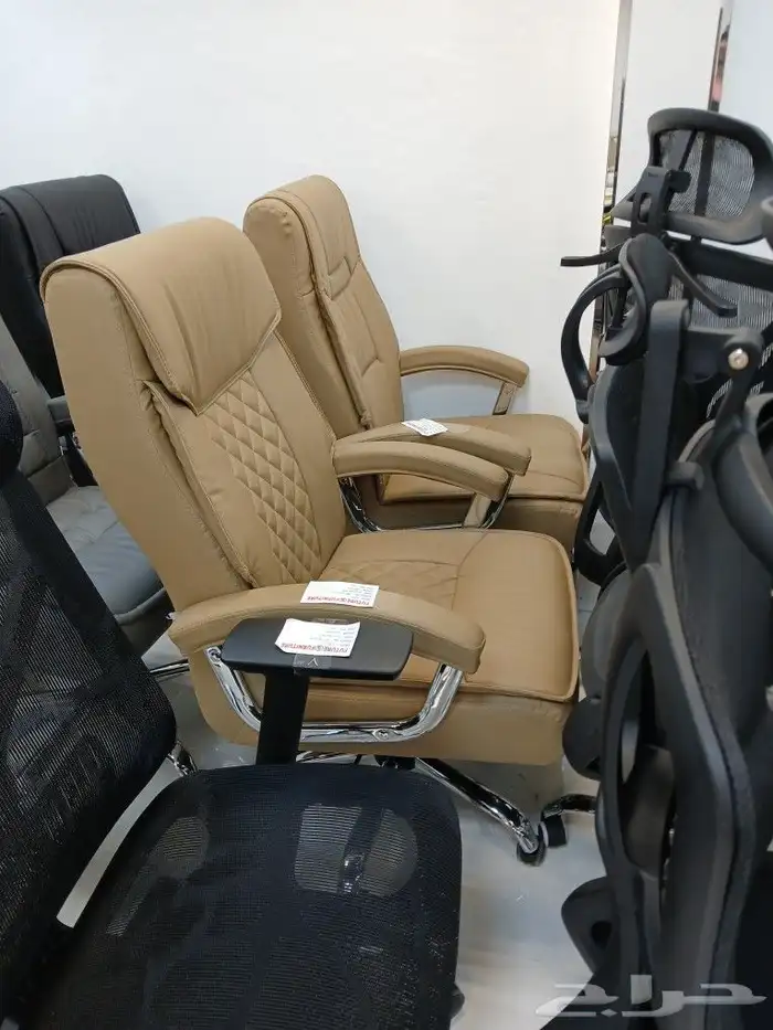 كراسي مكتبيه ثابت ومتحرك 7