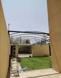 مظلات وسواتر نيوم 11