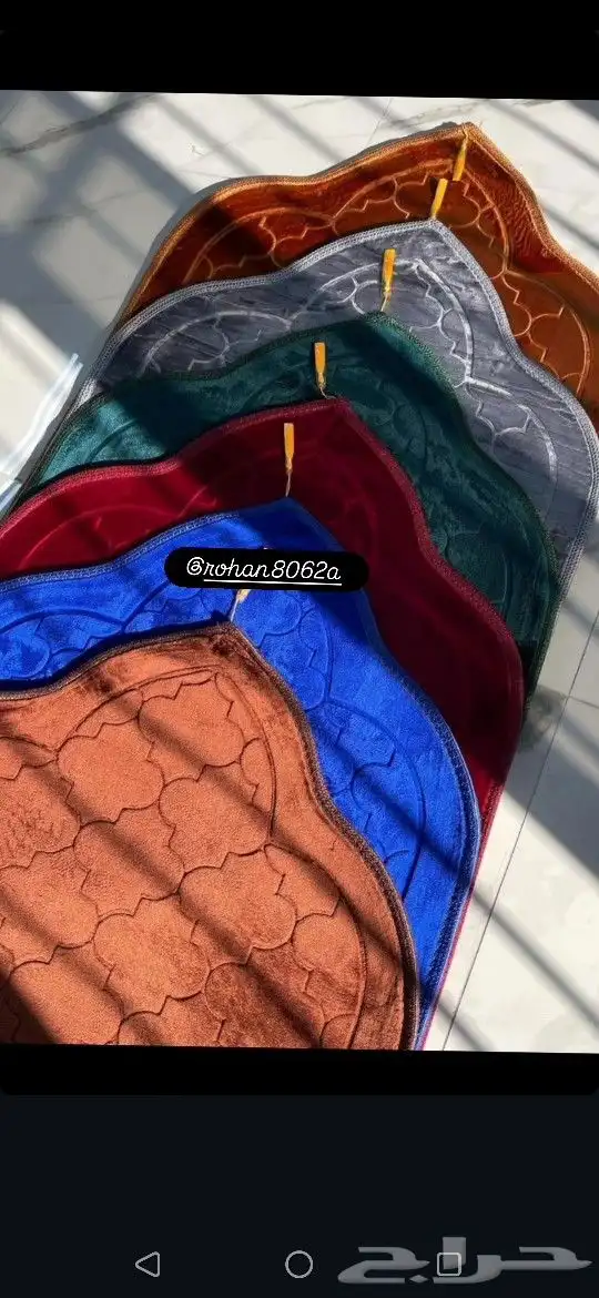 سجادات صلاة مخمل عريضه وطويله مبطنه بسرميك جوده ممتازه 0