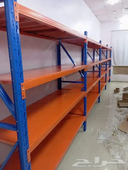 يوجد لدينا رفوف مستوعات شركات وأسواق وتموينات وجميع انواع ال 8