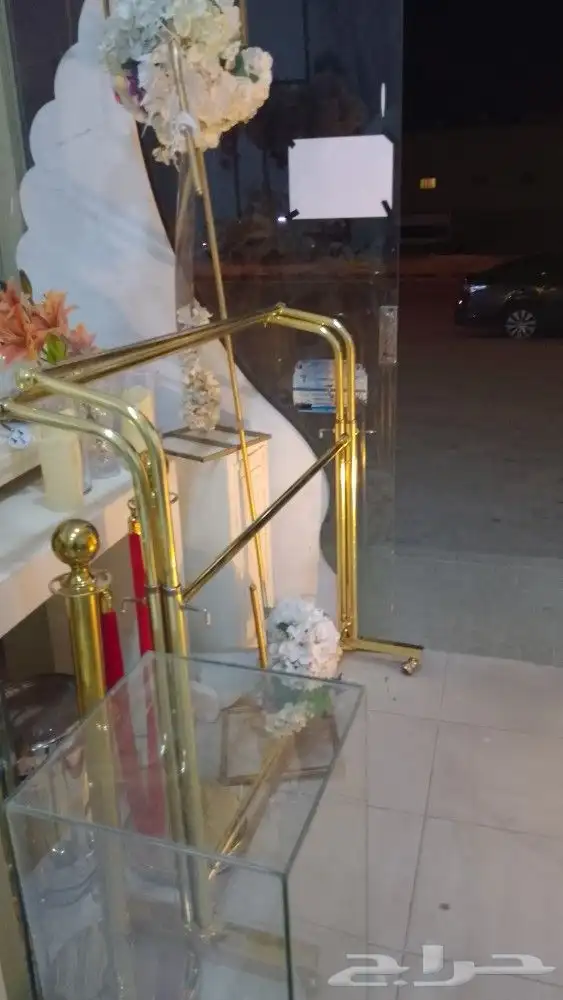تجهيز حفلات ومناسبات طاولات استقبال طاولات عشاء استندات تخرج 9