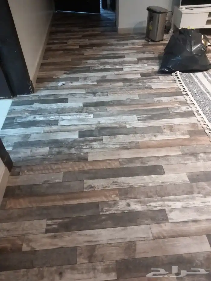 مفروشات وموكيت وفينيل وعشب صناعي ويوجد احسن الخامات 0