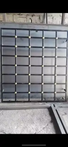 الألمنيوم والحديد والخشب والجبس بورد 1