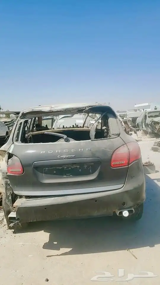 يوجد لدينا اودي كيو 7 يوجد بسات يوجد تويوتا بنواعه يوجد جيتا 4
