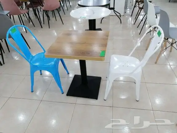 كراسي فيبر وحديد وقماش 48