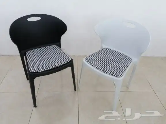 كراسي فيبر وحديد وقماش 22