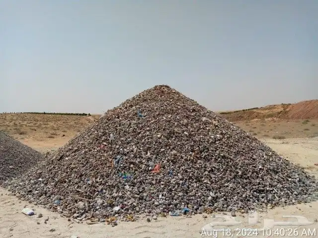 بحص ابيض ورمل ابيض ورمل احمر وبطحا البطين واسفلت 0