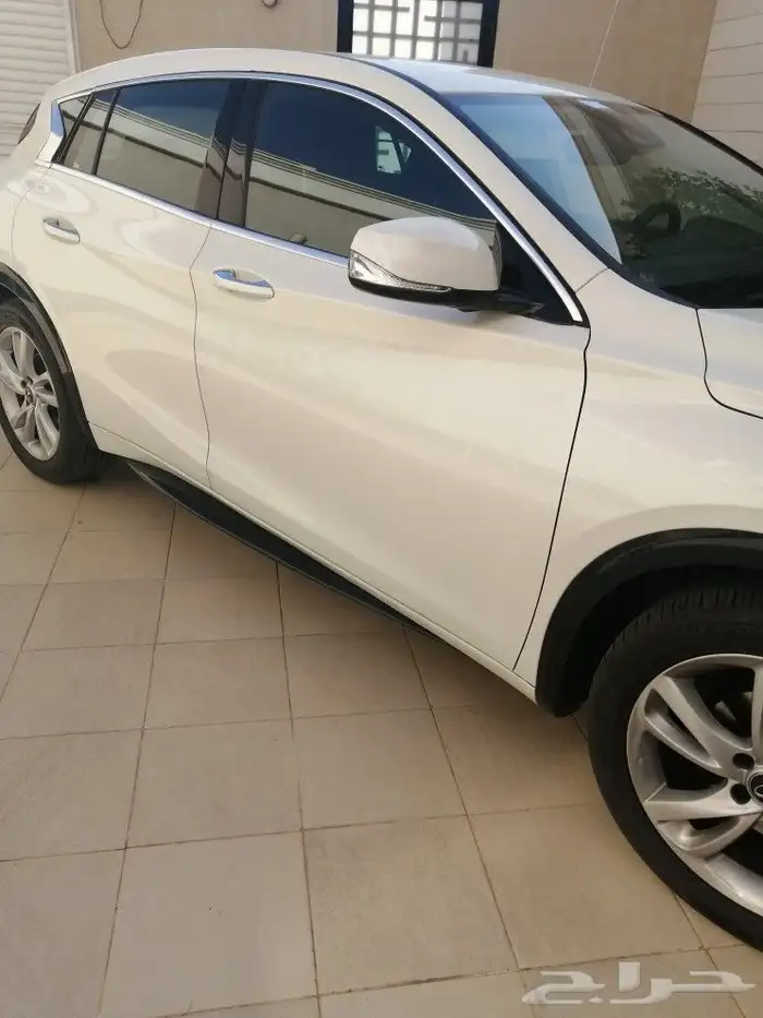 انفنتي Q30 2018 7