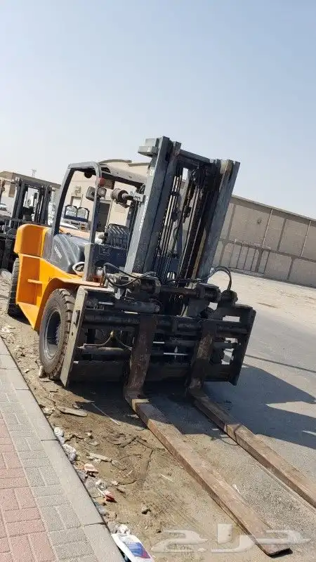 رافعه لأجار كرينات بجميع الاطنان والرافعات شوكيه فوركلفت 3