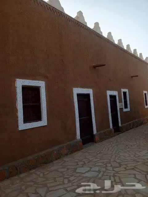 يوجد لدينا نقوم بالاعمال التراثيه اي تصميم في جميع انحاء الم 3