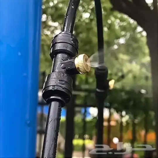 استمتع بجو رطب ومنعش مع بخاخ رذاذ المياه اللي وفرناه الحين 4