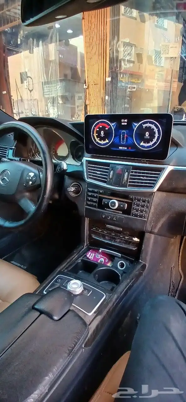 شاشه مرسديسE300 مديل 2017 3