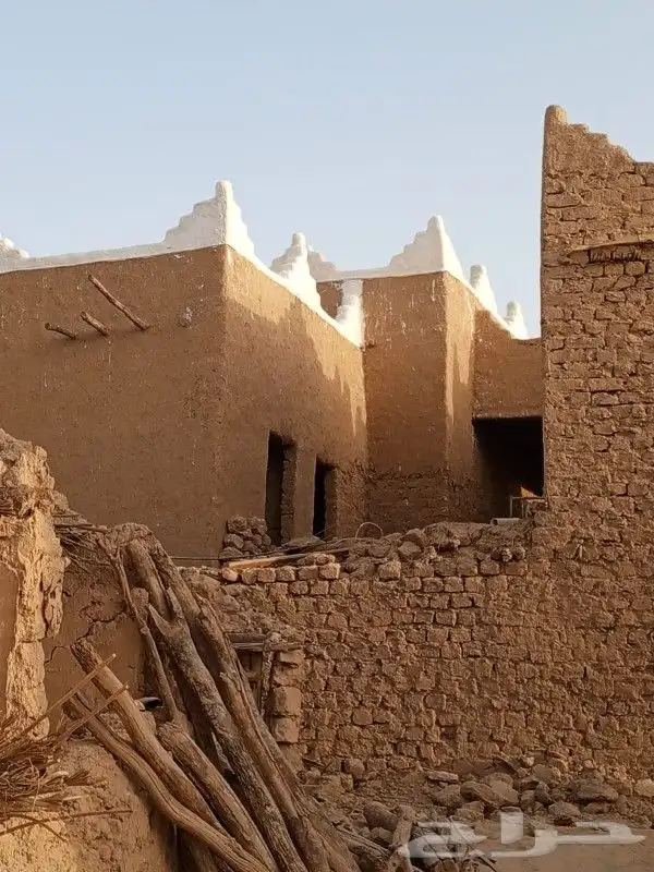 يوجد لدينا نقوم بالاعمال التراثيه اي تصميم في جميع انحاء الم 17