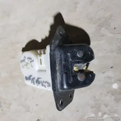للبيع قطع غيار سيارات متنوعه 40