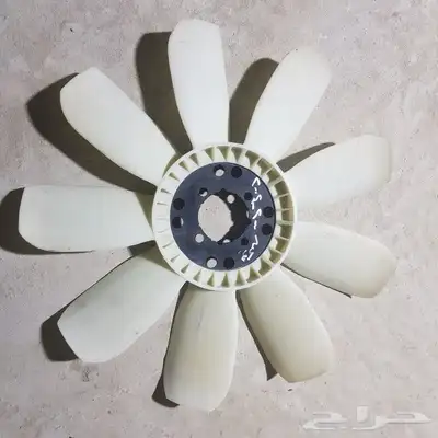 للبيع قطع غيار سيارات متنوعه 0