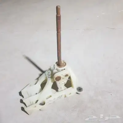 للبيع قطع غيار سيارات متنوعه 5