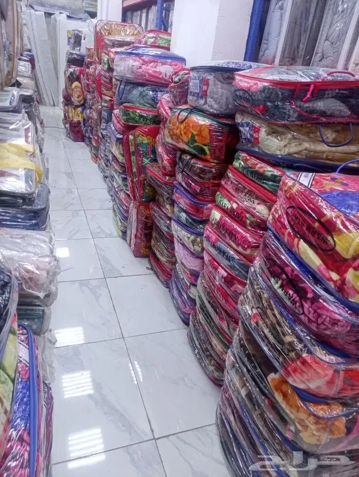 سراير حديد وبكس خشب مراتب ومفارش وبطانيات ومخدات 7