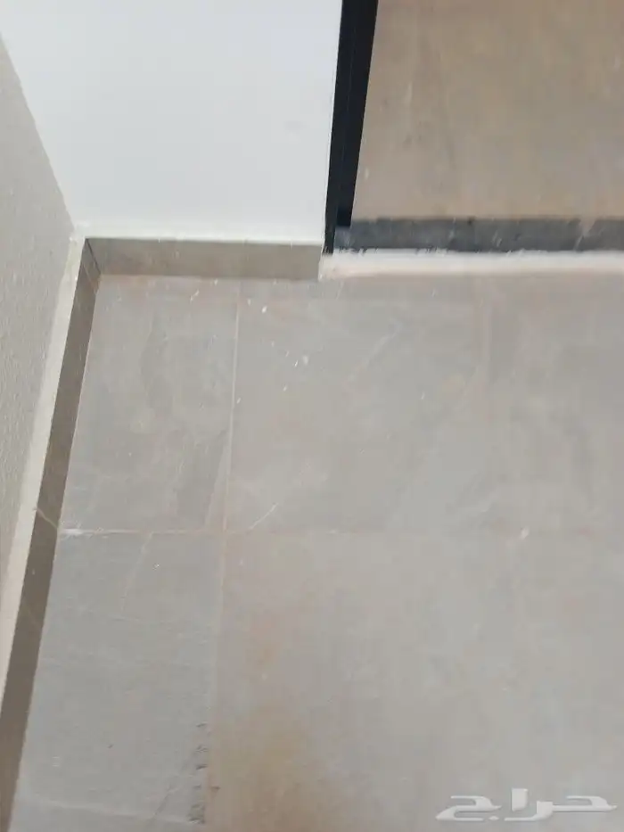 مبلط معلم بلاط سراميك وبورسلان 3