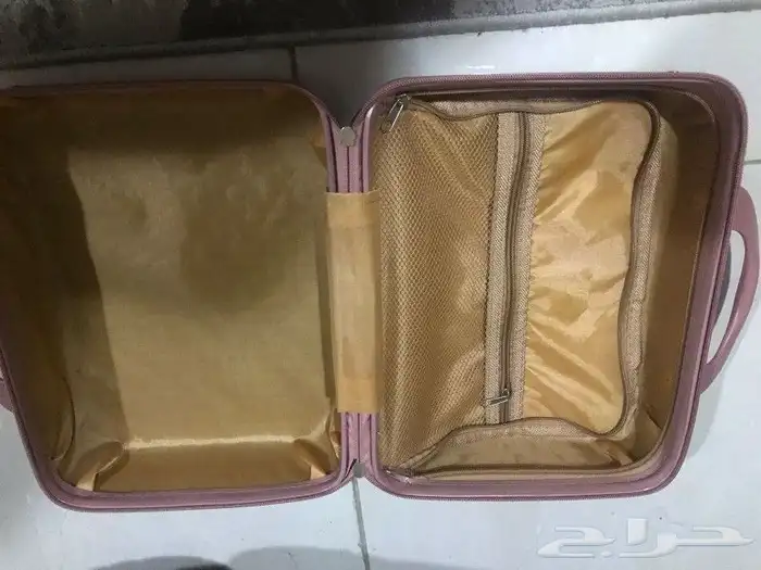 للبيع حقيبة سفر 0