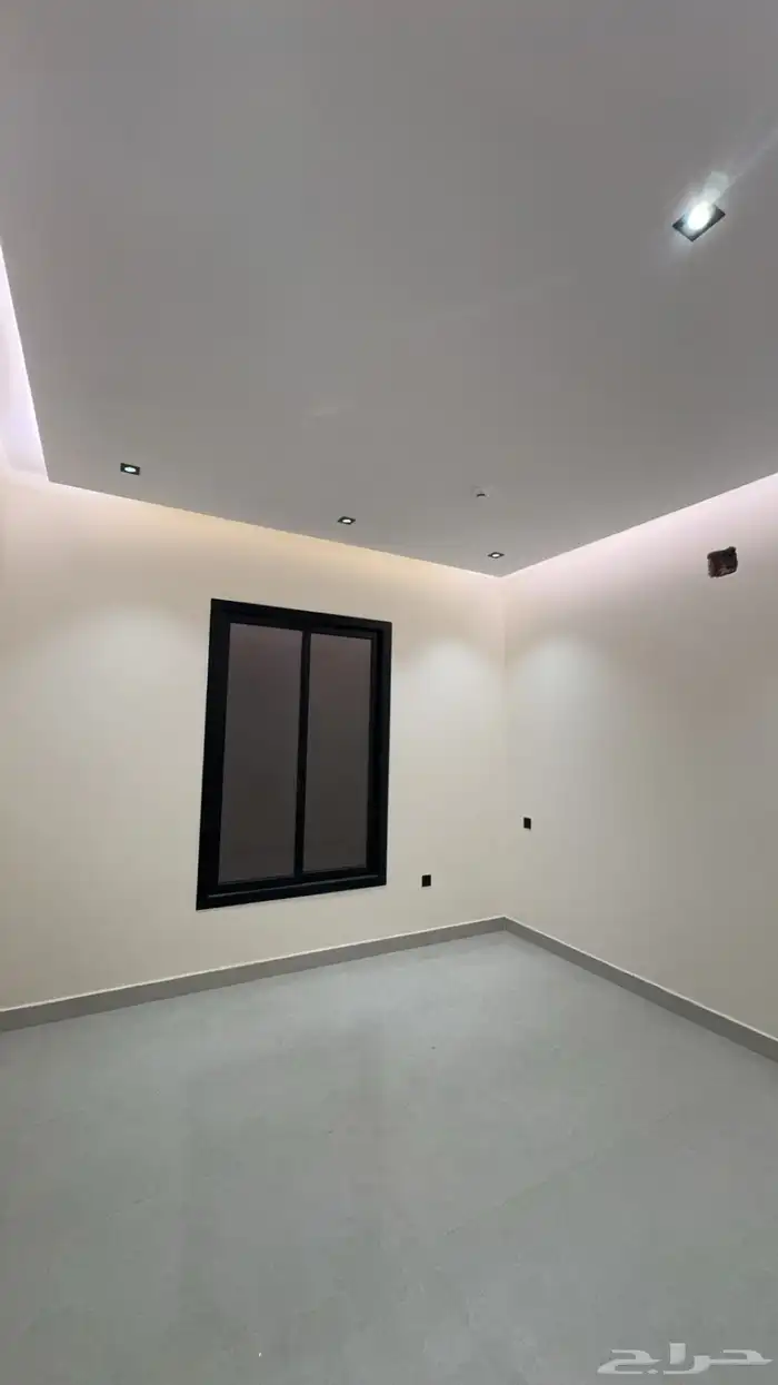 شقق تمليك   أراضي سكنية   فلل 4