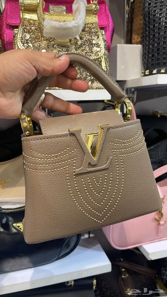 شنط ماركات مختلفه 27