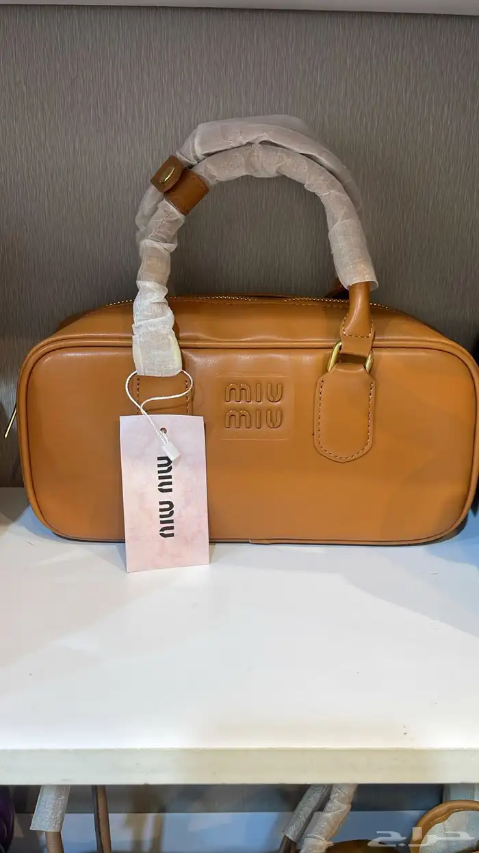شنط ماركات مختلفه 30