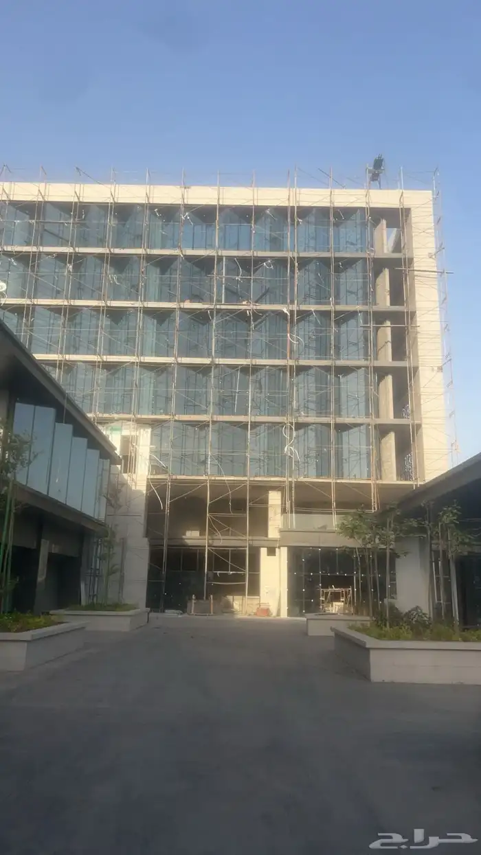 مؤسسة كلاذينج وحداده الألمنيوم والقزاز 1