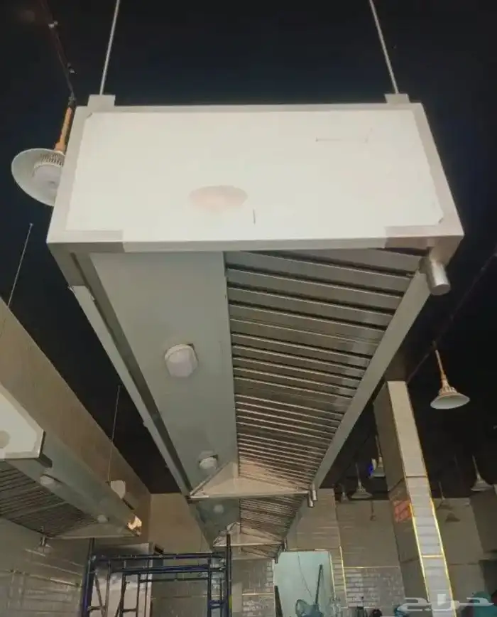 معلم مدخنة مطاعم 0