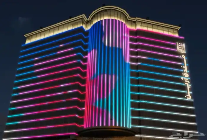 Smart Facade LED lighting for hotels and commercial buildin 0