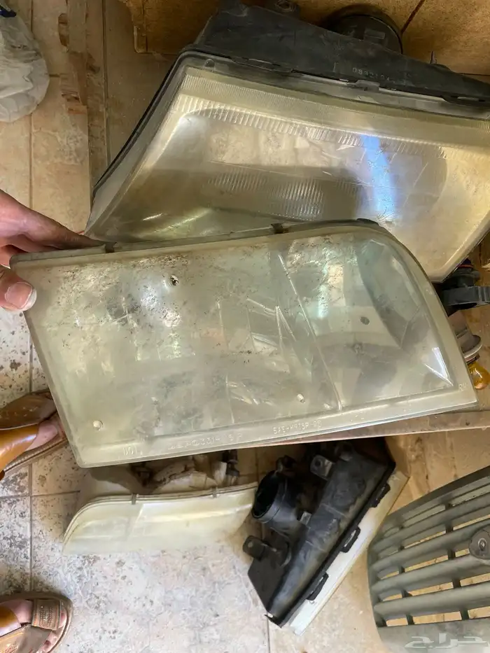 قطع غيار فكتوريا وماركيز و لينكون 24